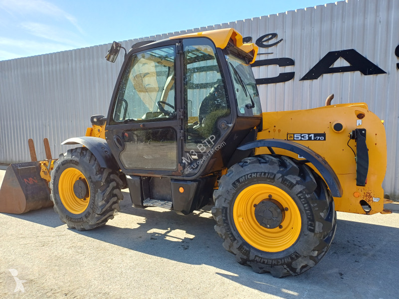 رافعة شوكية تلسكوبية JCB T4F
