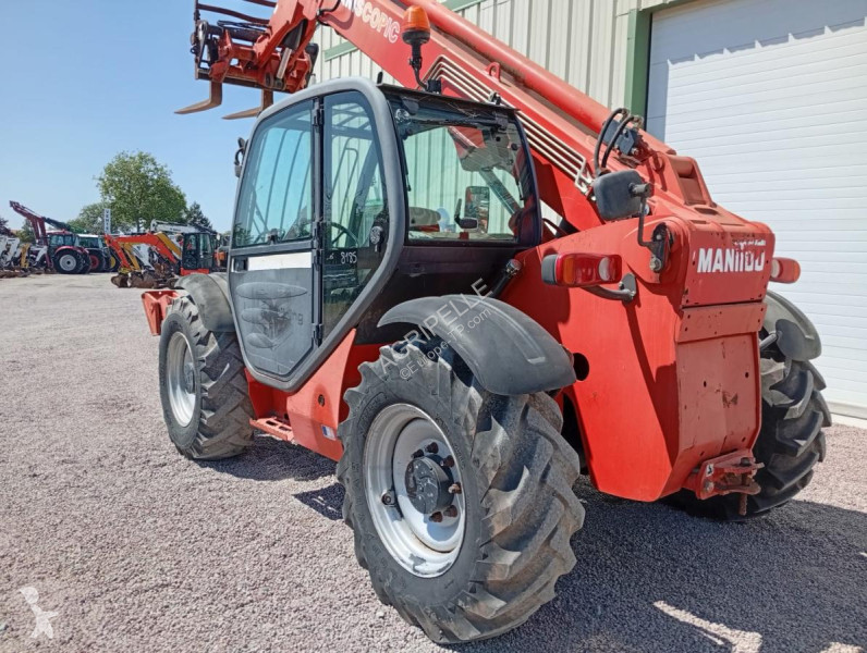 Teleskopický manipulátor Manitou  MT1030