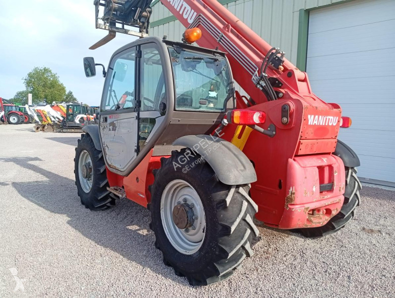 رافعة شوكية تلسكوبية Manitou