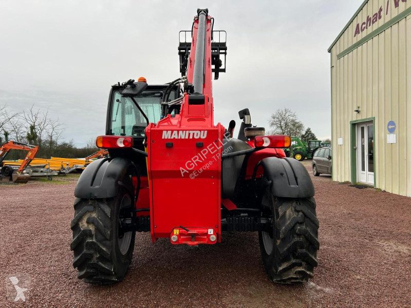 Teleskopický manipulátor Manitou  MT1033