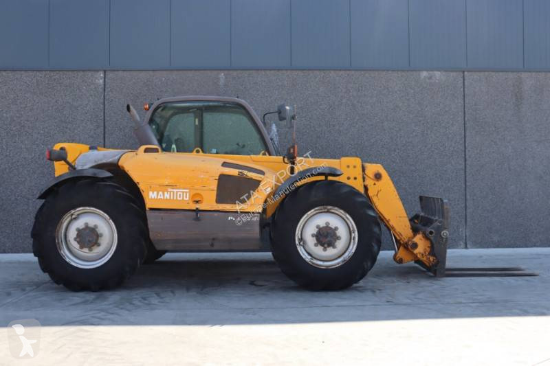 رافعة شوكية تلسكوبية Manitou