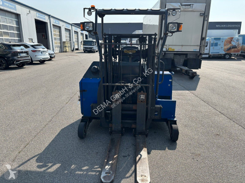 Teleskopisk truck  F3 151...