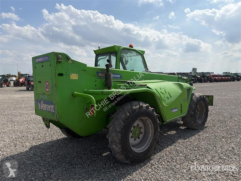 Телескопічний навантажувач Merlo P40.17