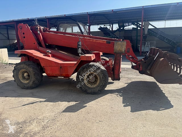伸缩臂叉车 Manitou