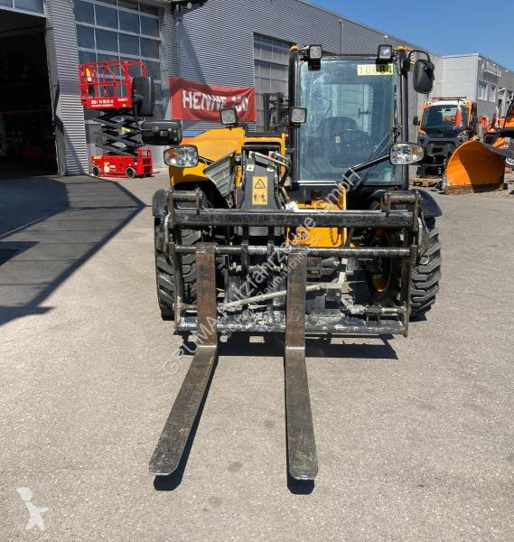 Teleszkópos targonca JCB  525-60HI-VIZ