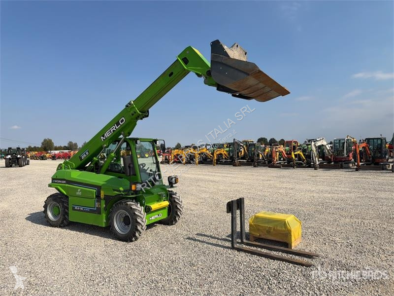 Încărcător telescopic Merlo E-Worker 25.5-90...