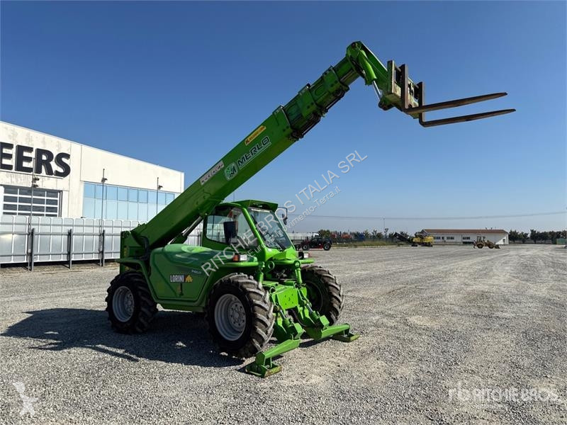 Încărcător telescopic Merlo P40.17