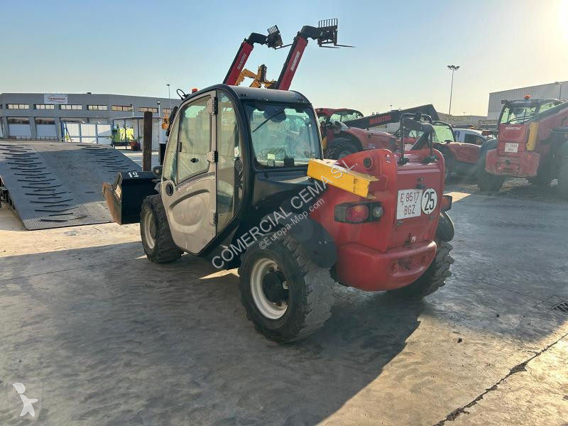 رافعة شوكية تلسكوبية Manitou