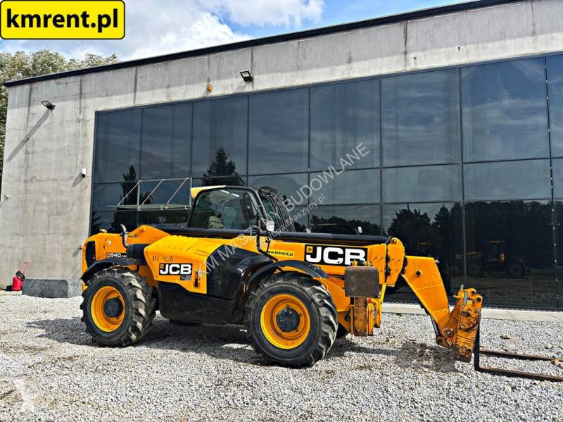 Încărcător telescopic JCB