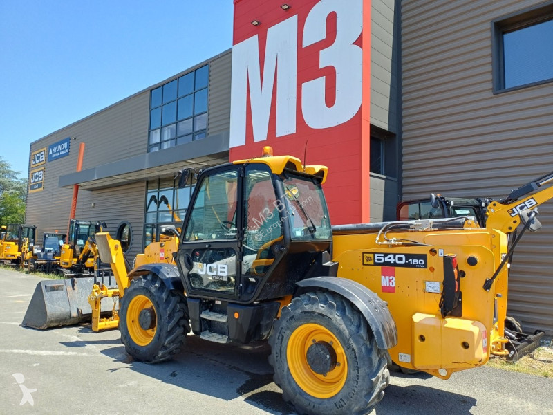 Chariot télescopique JCB  540-180