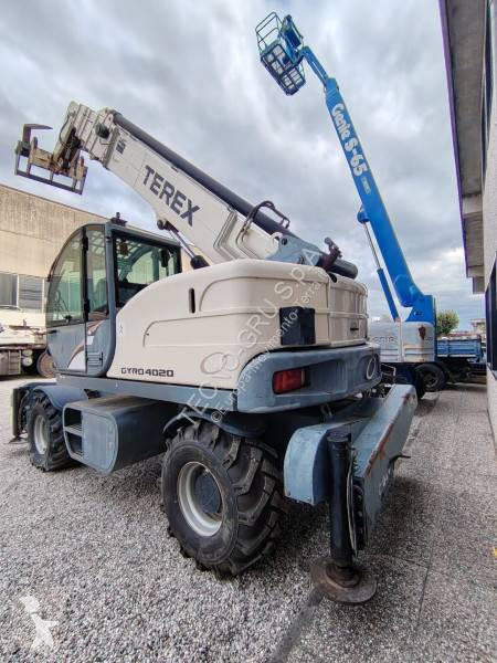 Chariot télescopique Terex TELELIFT 4020