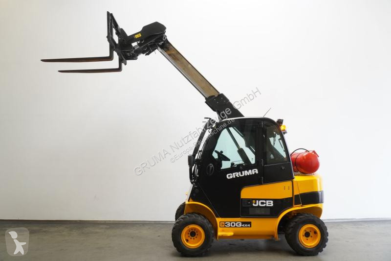 JCB 4x4 telescopic handler