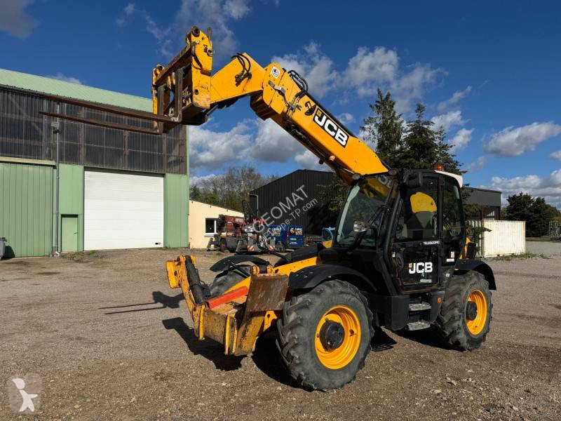Chariot télescopique JCB