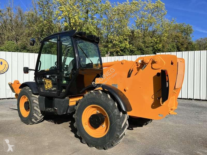 Chariot télescopique JCB