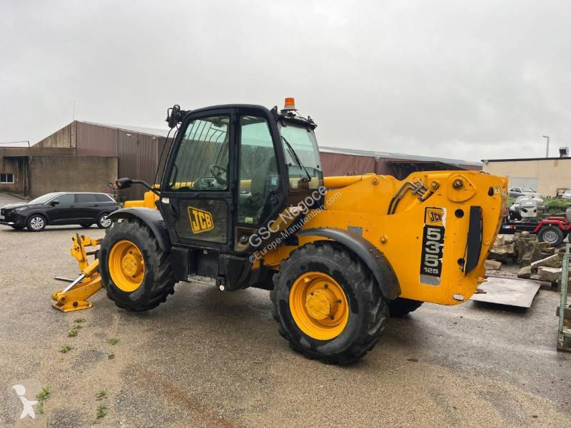 Chariot télescopique JCB