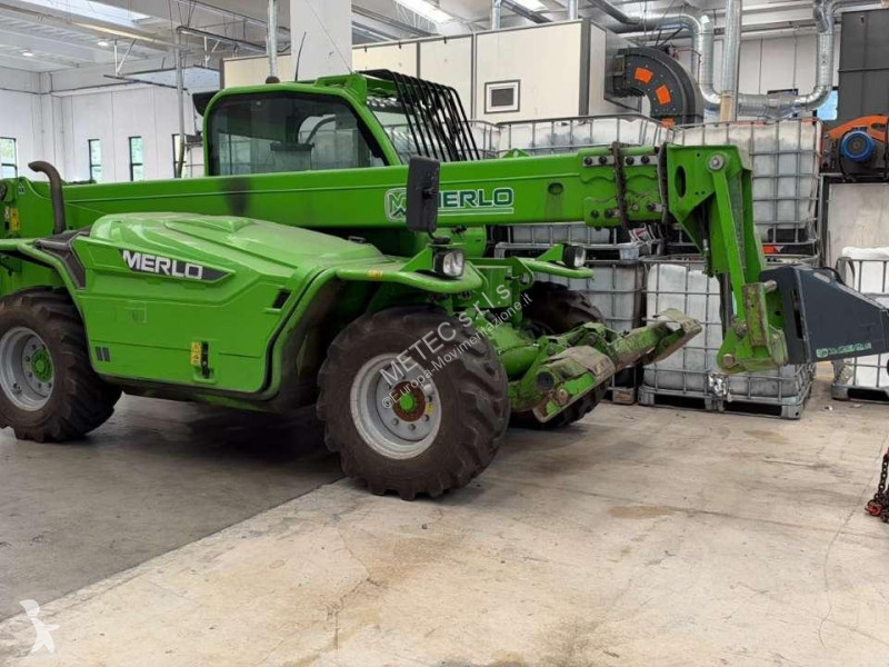 Teleskopický vozík Merlo P 40.14
