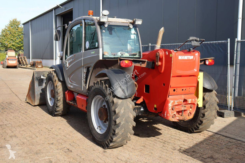 Teleskopický vozík Manitou MT835 ST3B