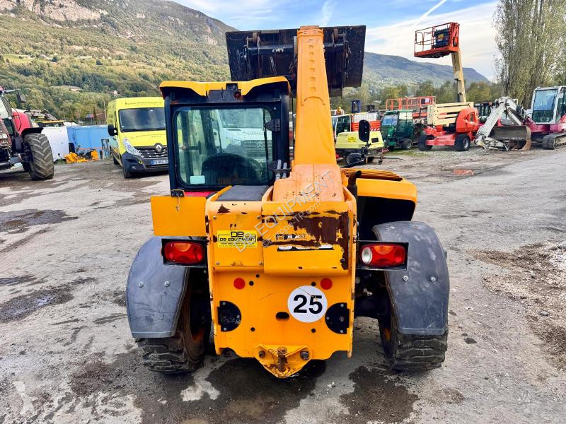 رافعة شوكية تلسكوبية JCB  525-60  Chariot...
