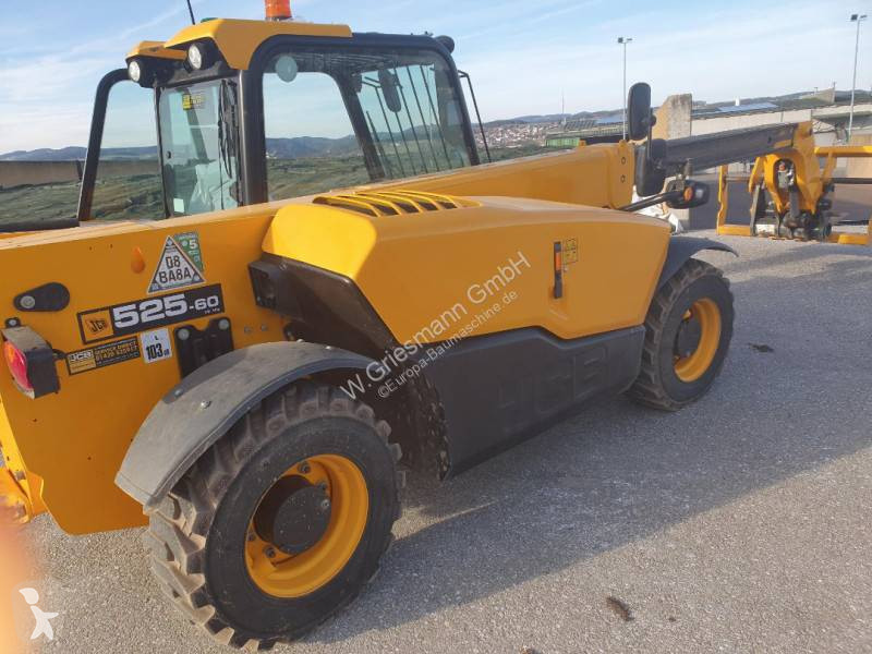 Încărcător telescopic JCB 525-60