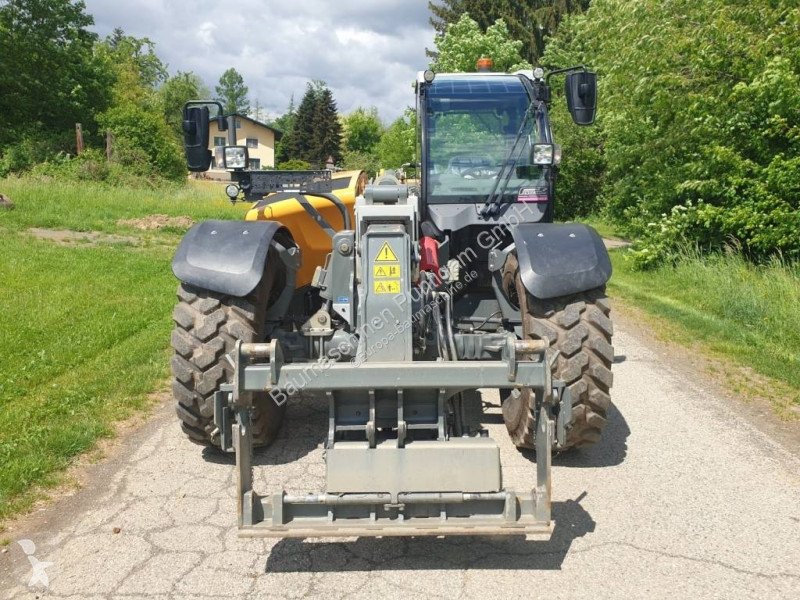 رافعة شوكية تلسكوبية Liebherr T33-10