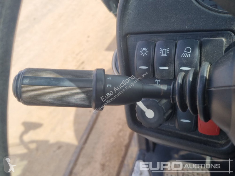 Încărcător telescopic JCB 535-125 Hi Viz