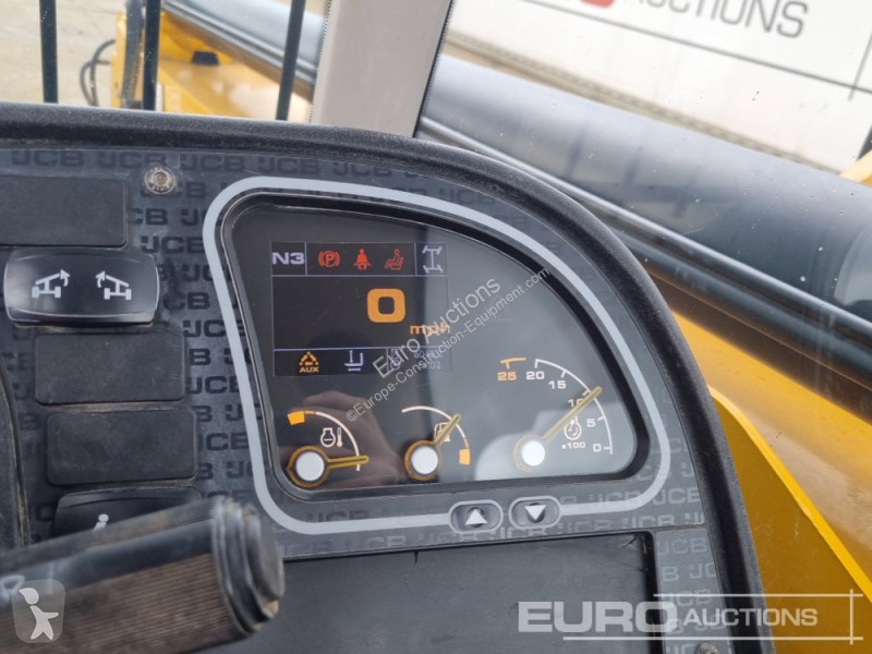 Teleskopický vozík JCB 540-140 Hi Viz