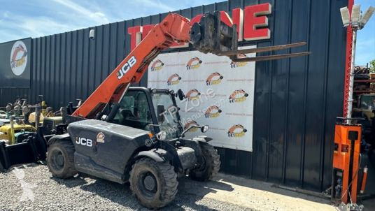 Teleskopický manipulátor JCB 525-60 t4 à 32 900...