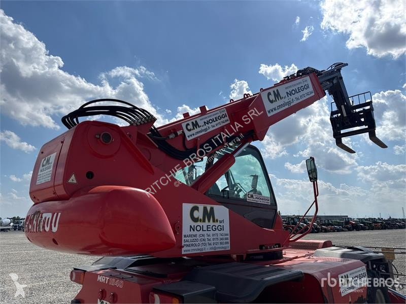 Empilhador braço telescópico  Manitou MRT1840
