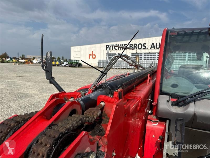 Телескопічний навантажувач Manitou Telehandler...