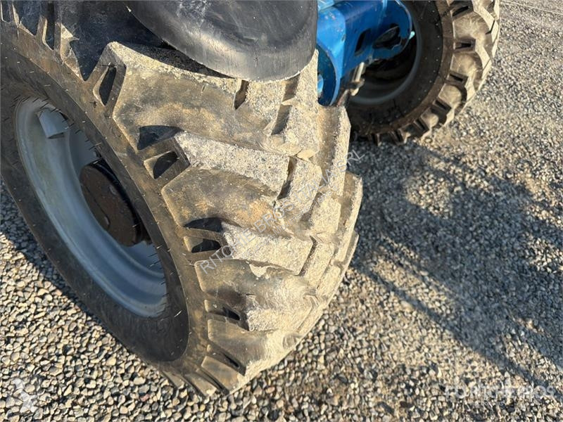 伸缩臂叉车 Genie Telehandler