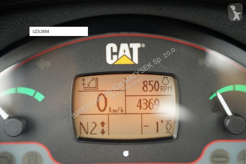 Телескопичен товарач Caterpillar C