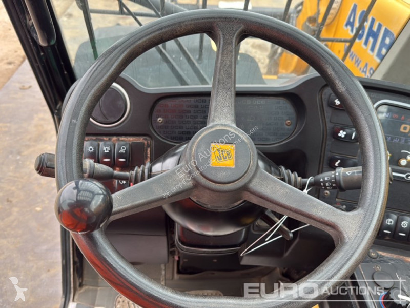 رافعة شوكية تلسكوبية JCB 525-60 Hi Viz