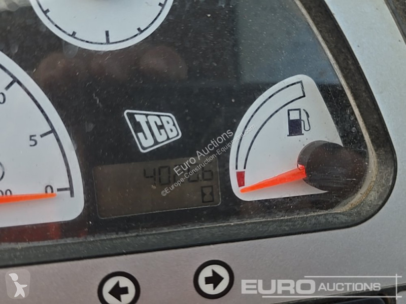 Teleskopický vozík JCB 535-140 Hi Viz