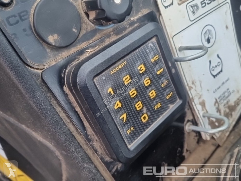 Teleskopický vozík JCB 535-95