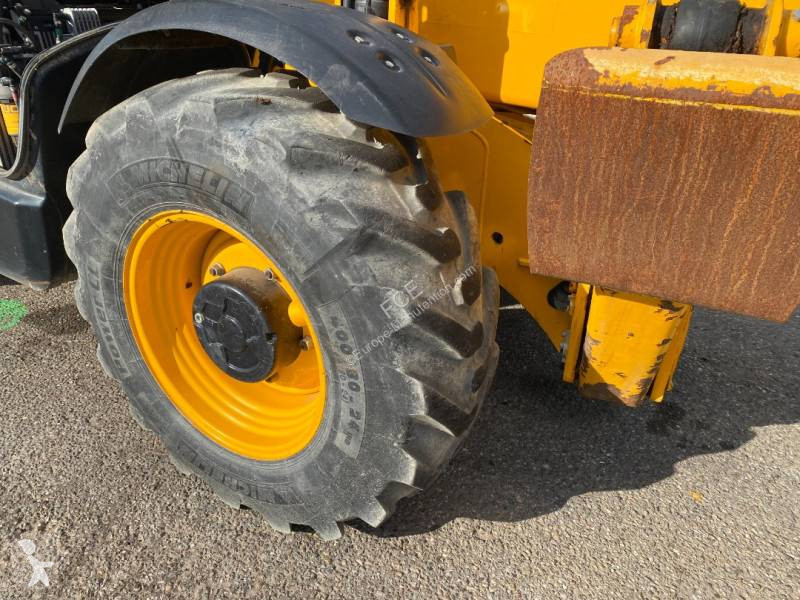 رافعة شوكية تلسكوبية JCB 540-140 -1er Main...