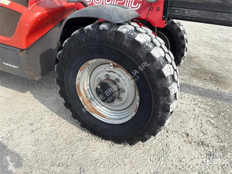 Телескопічний навантажувач Manitou...