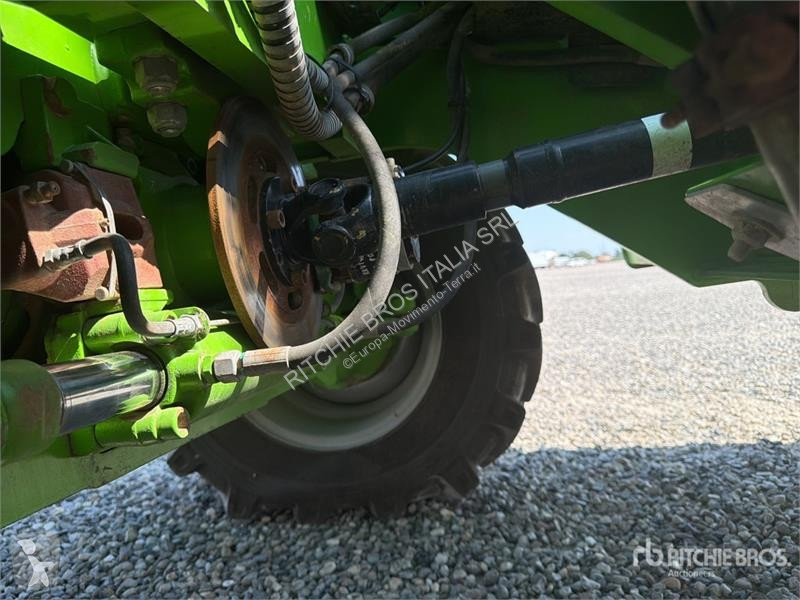 Телескопічний навантажувач Merlo P38.13PLUS