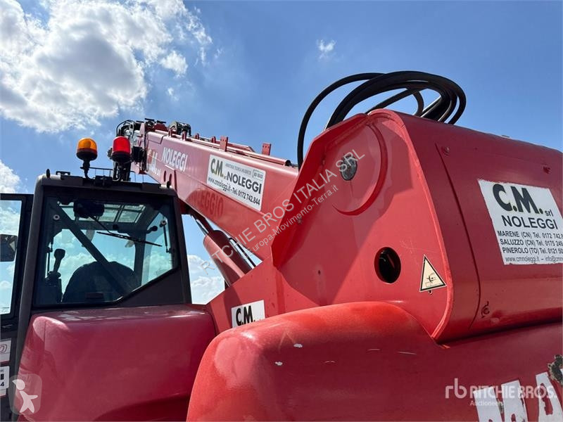 Empilhador braço telescópico  Manitou MRT1840