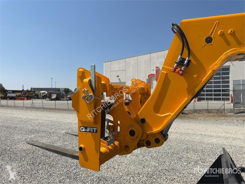 Телескопічний навантажувач JCB 530-70