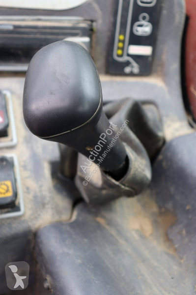 伸缩臂叉车 Manitou