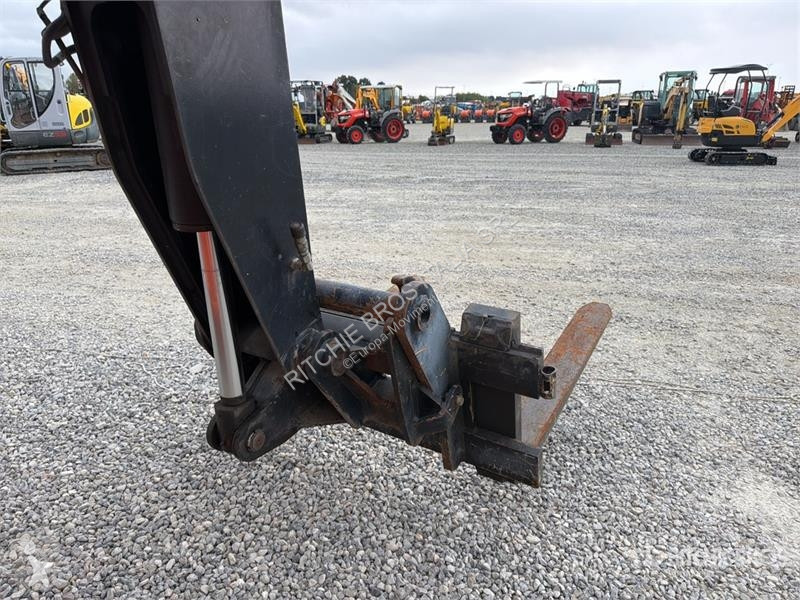 رافعة شوكية تلسكوبية Manitou MRT2150 Privilege+