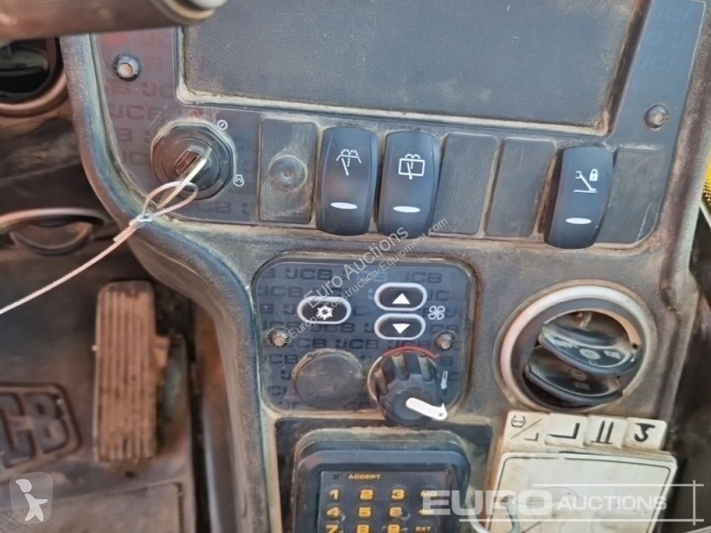 رافعة شوكية تلسكوبية JCB 540-140 Hi Viz