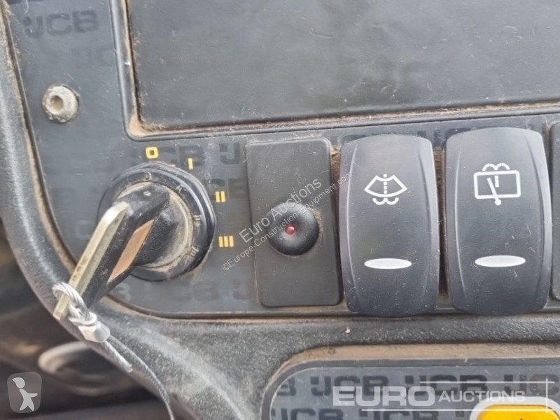 Teleskopický vozík JCB 531-70
