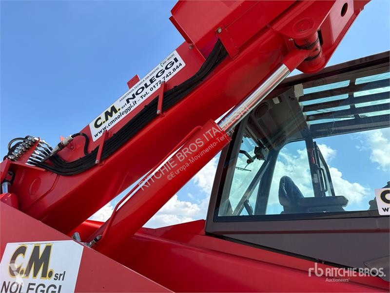 Empilhador braço telescópico  Manitou MRT1840