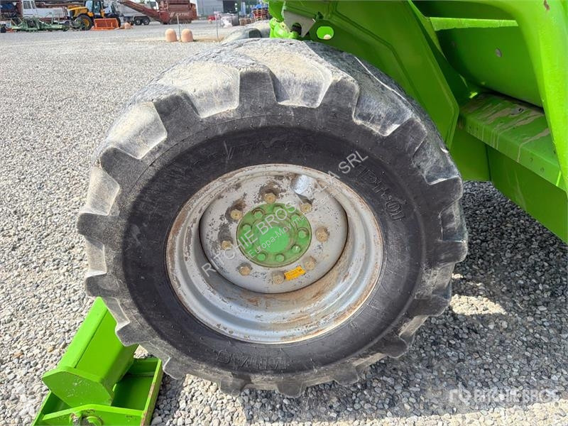 Телескопічний навантажувач Merlo P38.13PLUS...