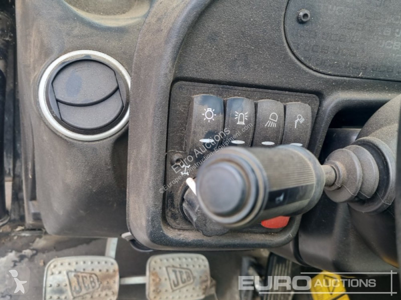 Teleskopický vozík JCB 540-170