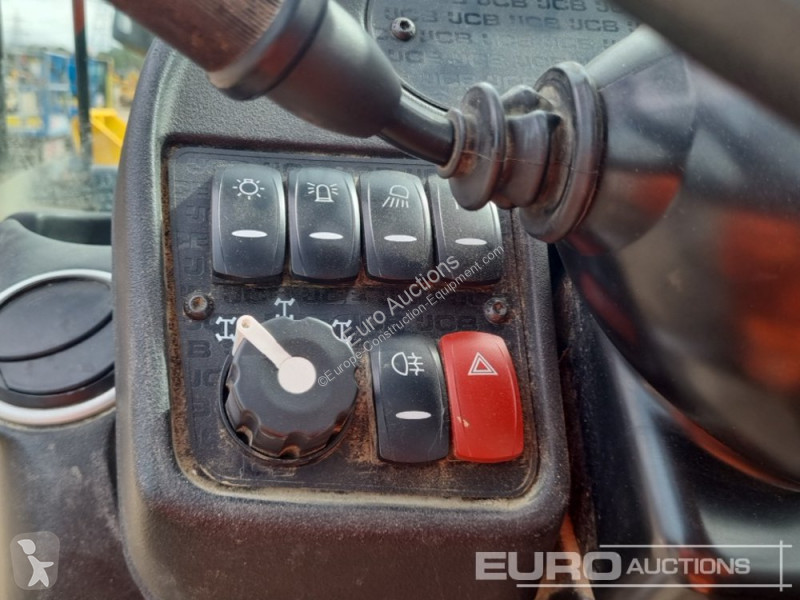 Teleskopický vozík JCB 540-170