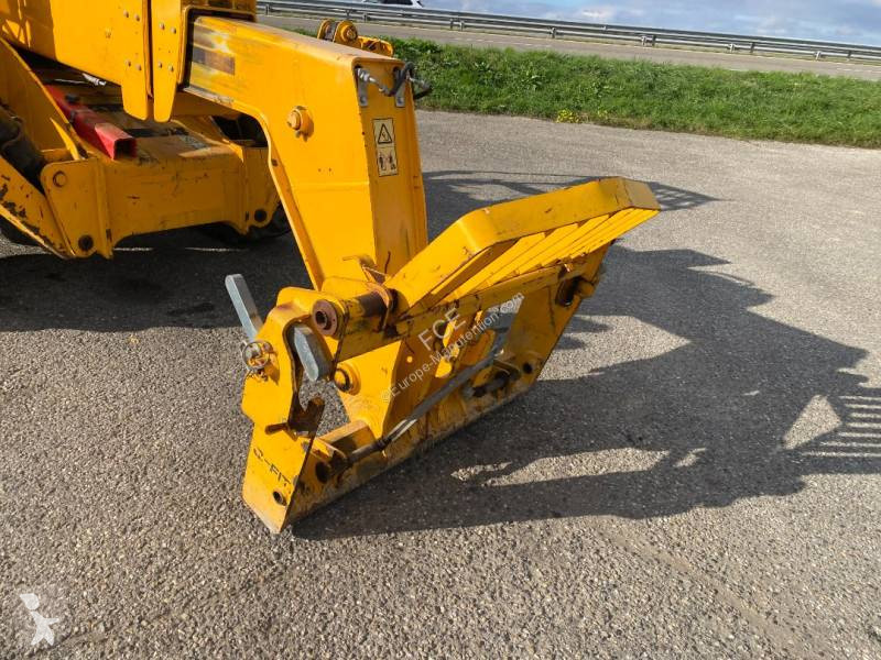 رافعة شوكية تلسكوبية JCB 540-140 -1er Main...