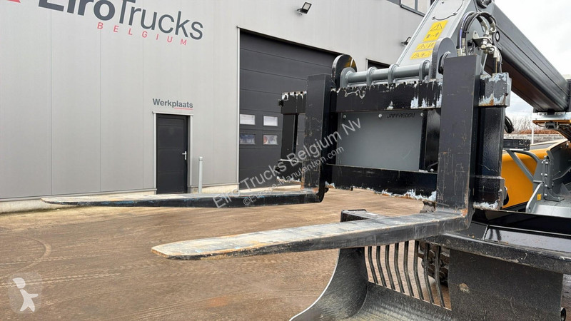 Teleskoplastare Liebherr T42-7S (INCL BUCKET /...