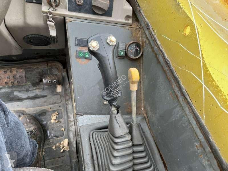 Teleskopický manipulátor JCB  532-120